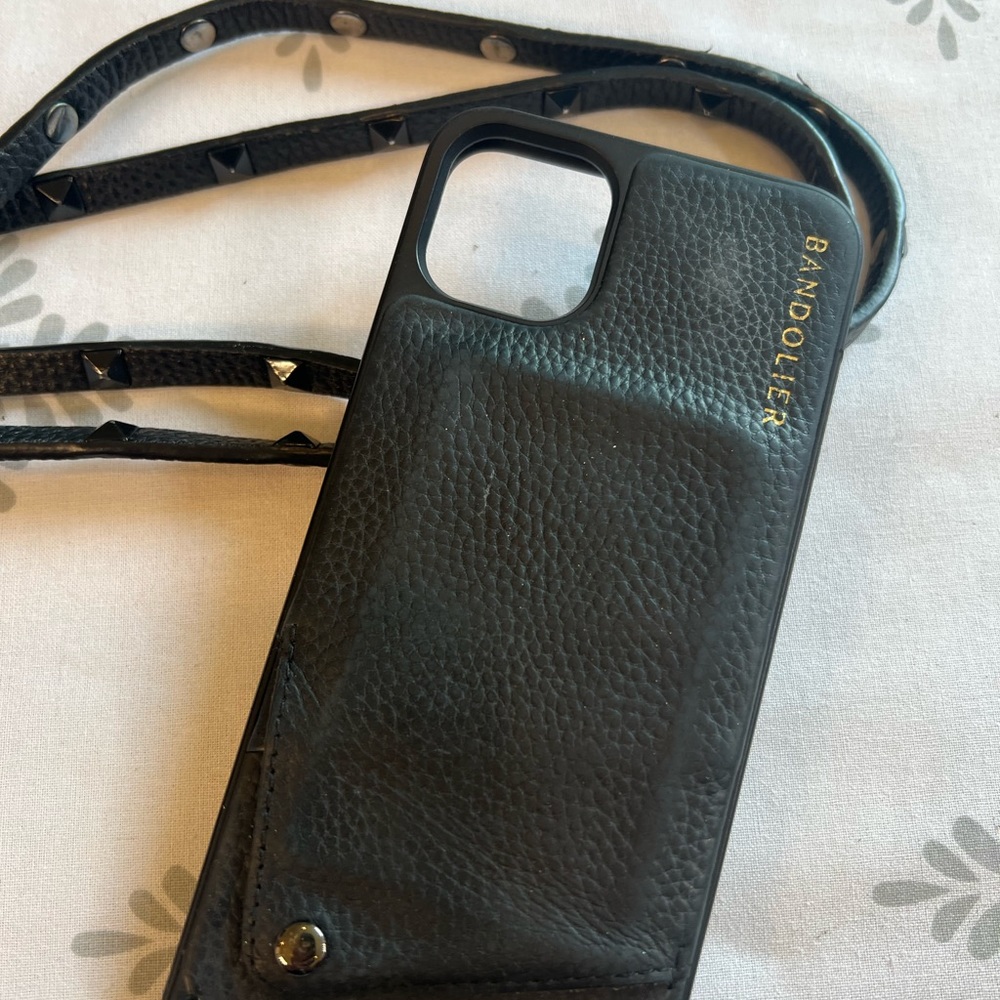 Bandolier phone case